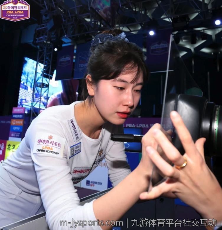 九游体育平台社交互动